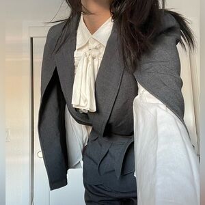 D-Harry Vintage Style New Cloak with Belt and Shoulder Pad